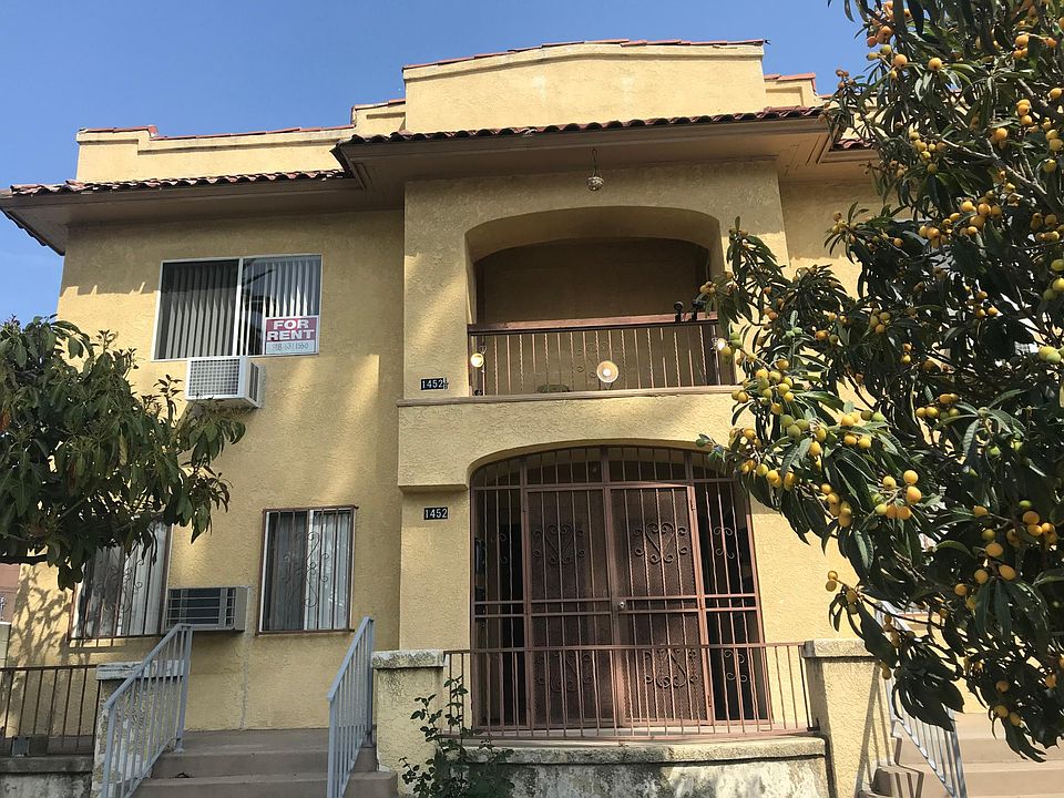 1st image of 1452 1/2 N Alta Vista Blvd