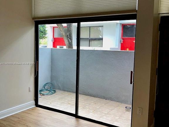 5th image of 3019 NE 183rd Ln #19