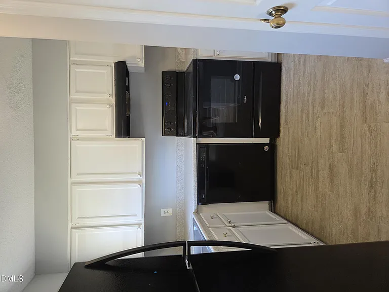 4425 Roller Ct — Photo 12