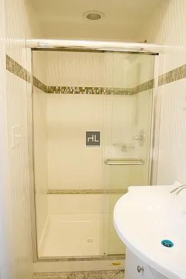 Rented by Highline Residential | media 29