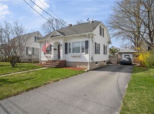 271 Aqueduct Rd, Cranston, RI 02910