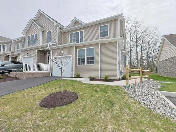 24 Pinto Road W, Middletown, NY 10941