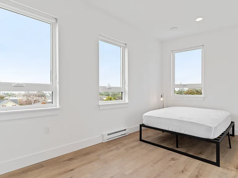 1719 University Ave #201 — Photo 24