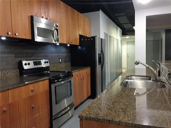5th image of 62 W Colonial Dr APT 204