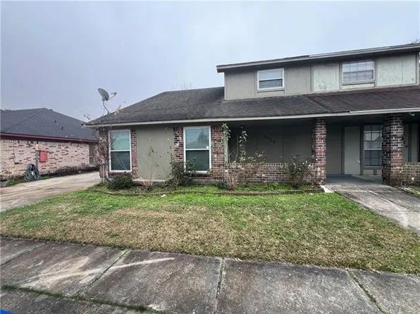 2010 Snowbird Dr, Harvey, LA 70058