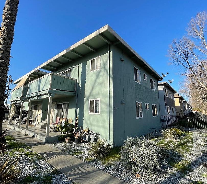 1st image of 1051 Appian Ln
