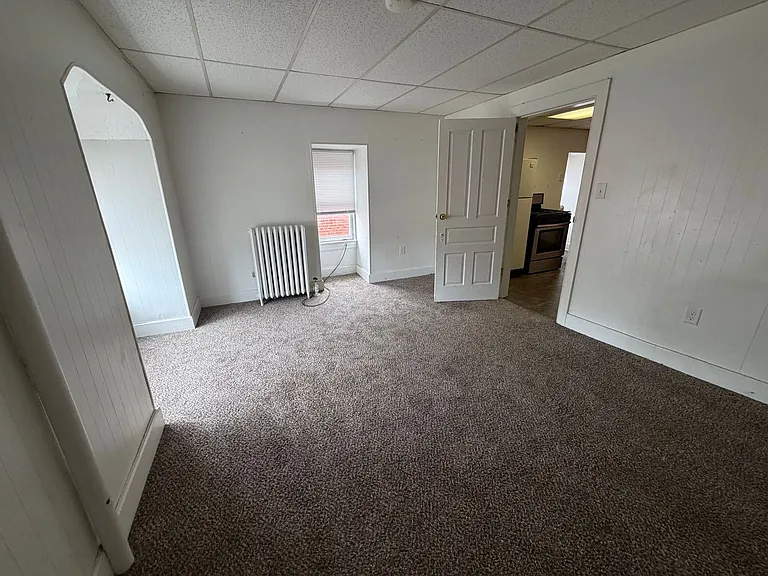 827 E Prospect St — Photo 5