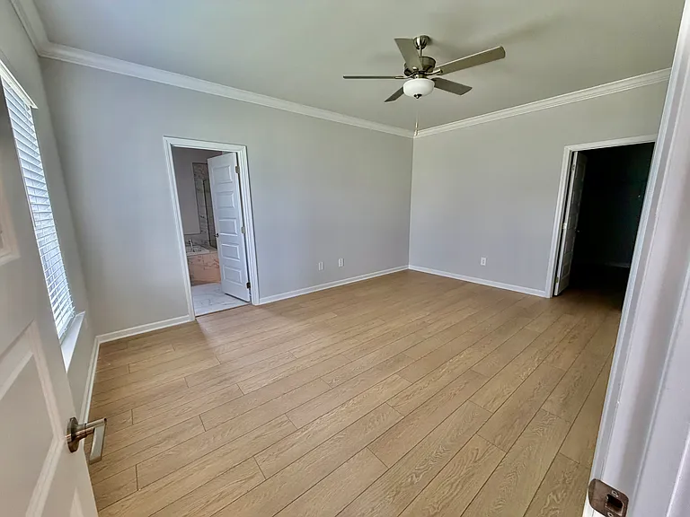 202 Cobbdale Park Dr — Photo 8