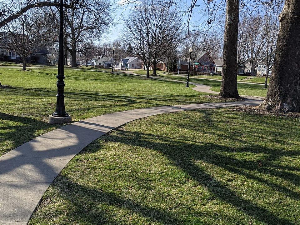 2nd image of 803 W 3rd St