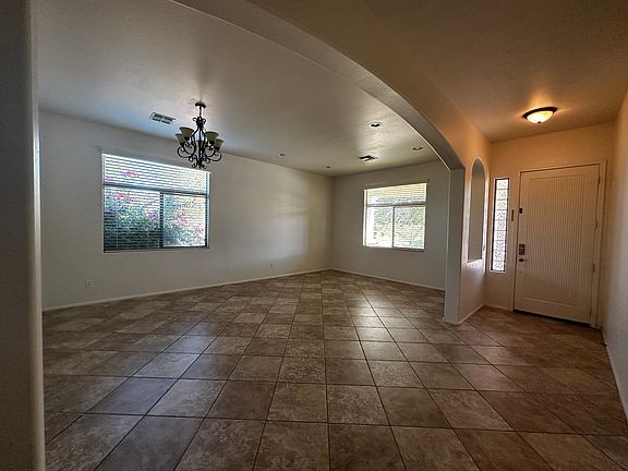 3rd image of 1336 E Palo Verde Dr