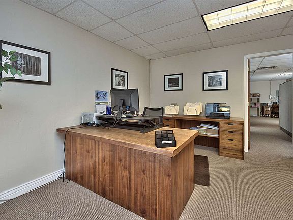 In a Complex of Financial Biz!