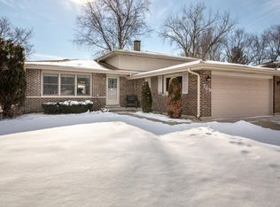 769 Bryn Mawr Ave, Bartlett, IL 60103