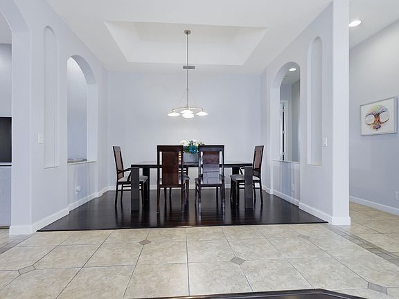 5th image of 12290 NW 77th Manor