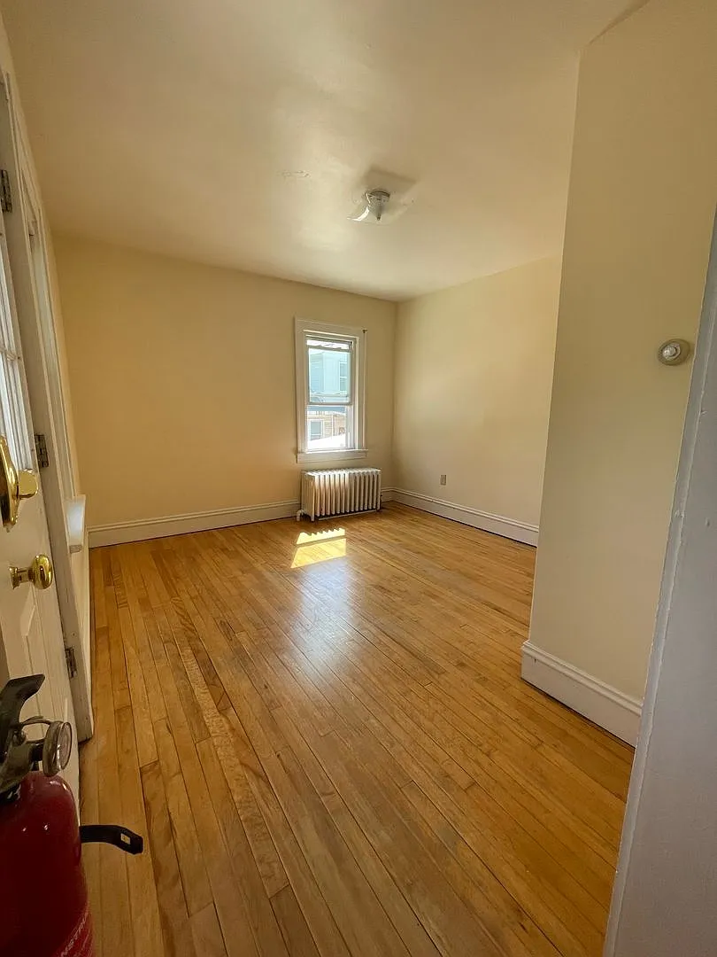 42 Intervale Ave — Photo 4