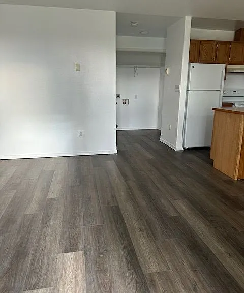 4413 Circle Pl NE #D — Photo 6