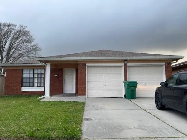 2727 Ridgefield Rd, Gretna, LA 70056