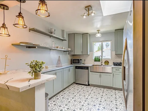 6645 Amherst St, San Diego, CA 92115