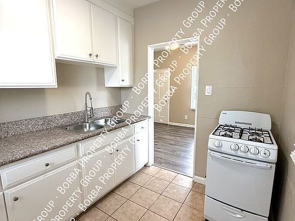 5th image of 767 E Sunrise Blvd APT 5