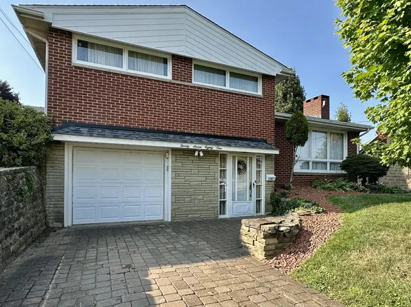2781 Grant St, New Kensington, PA 15068
