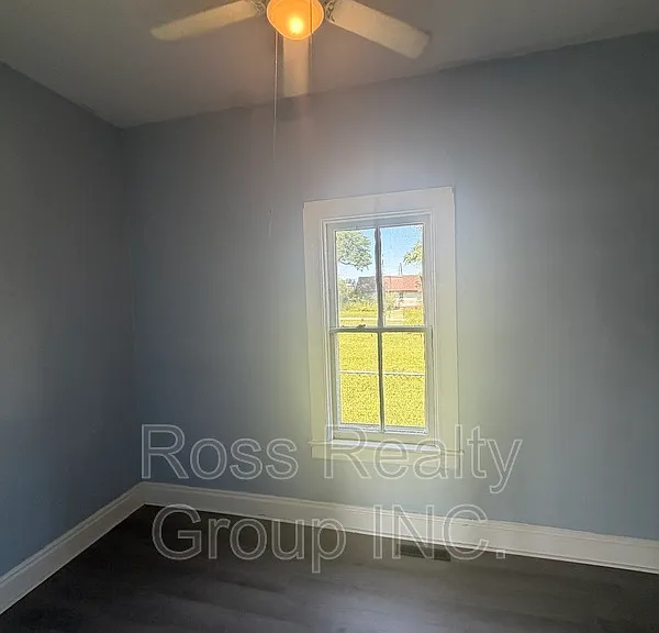 108 Field Ave — Photo 6
