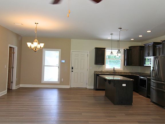 3rd image of 2318 Dr Martin Luther King Jr Mem Rd
