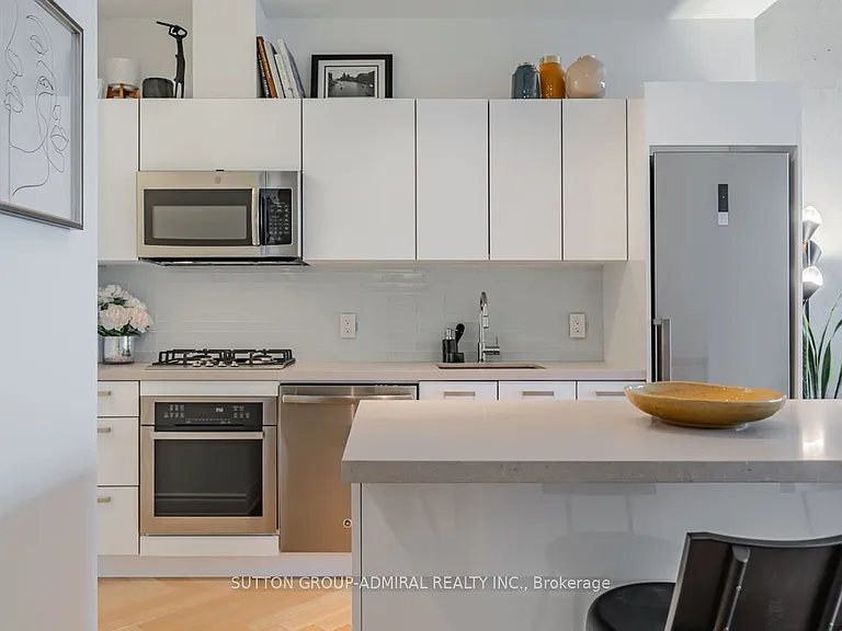608 Richmond St W #1304 — Photo 11