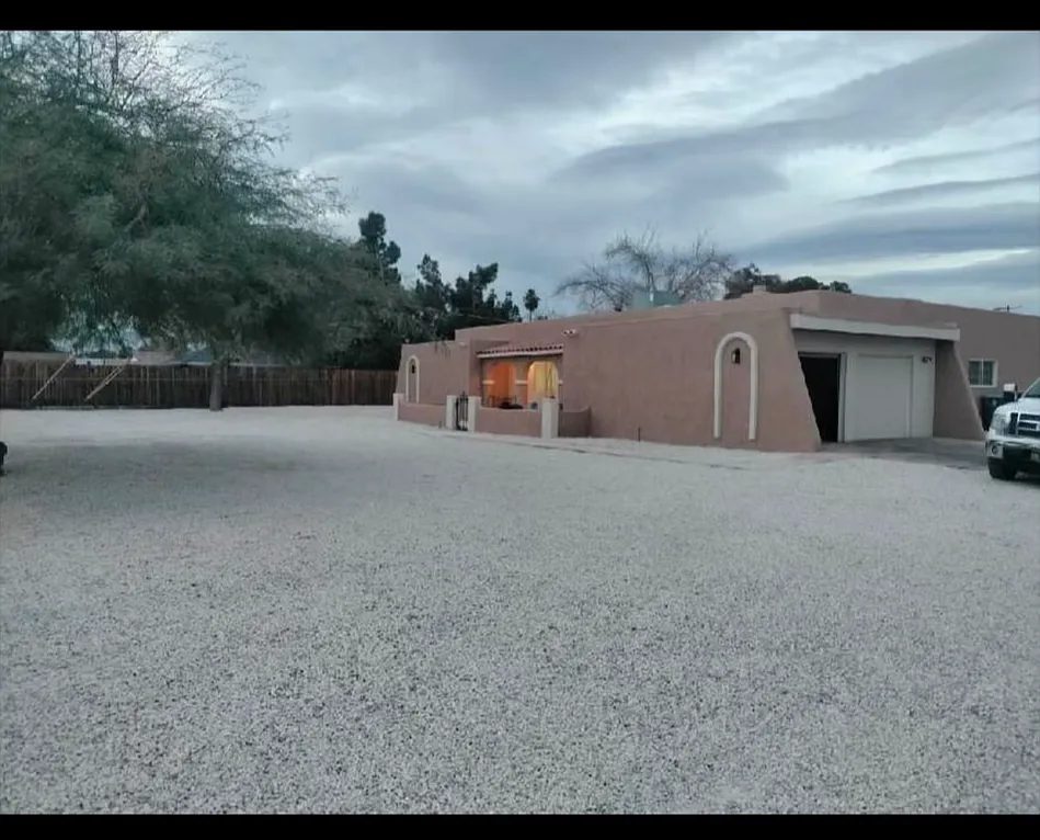 4 bed, 1745 sqft, $2,500 — Photo 2
