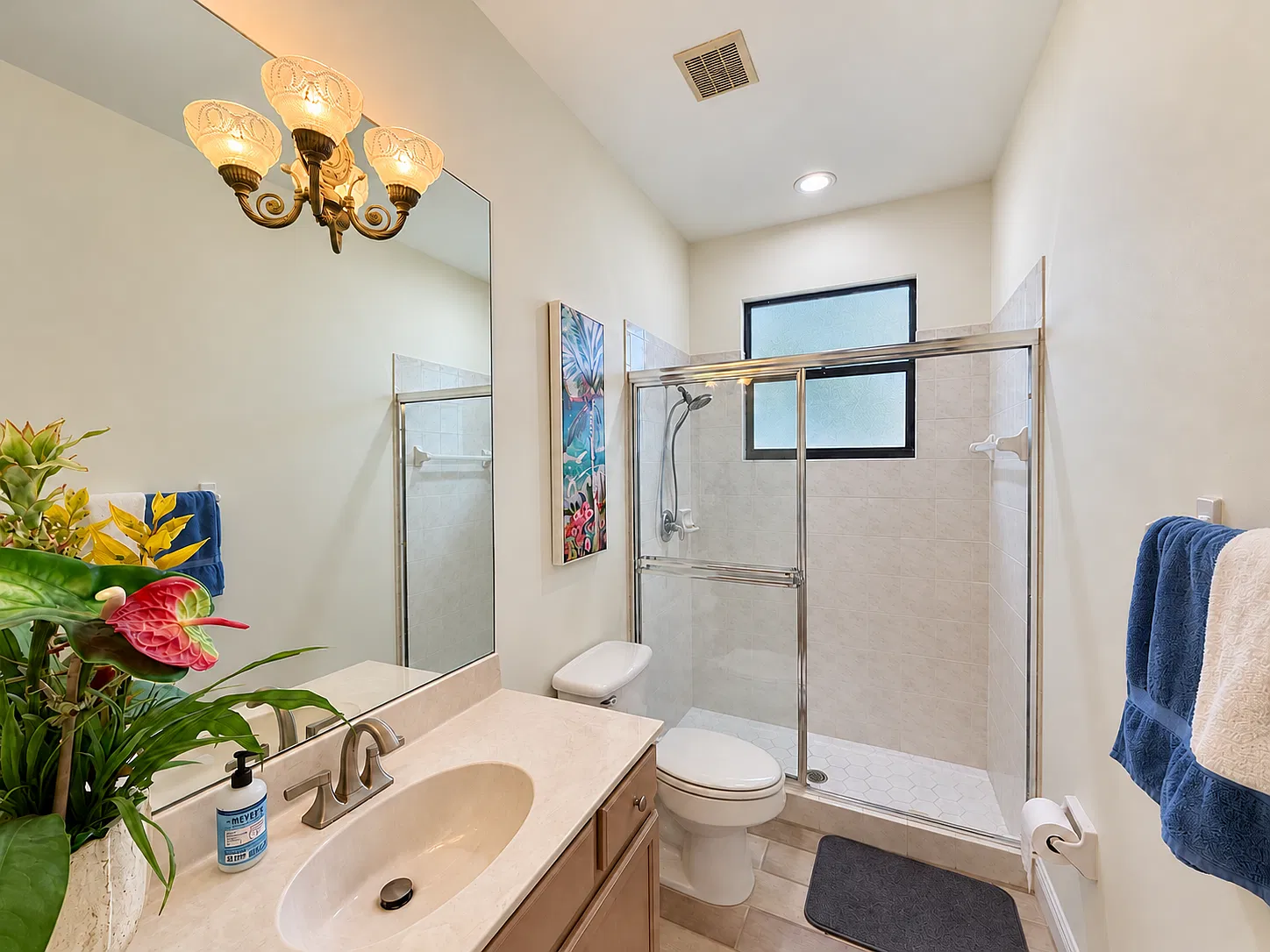 4 bed, 2864 sqft, $14,000 — Photo 3