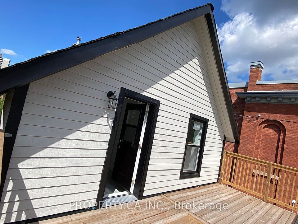 1st image of 395 Gladstone Ave #A