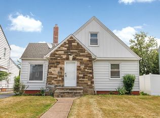 615 E 266th St, Euclid, OH