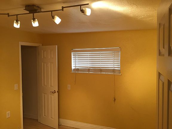 Smaller bedroom