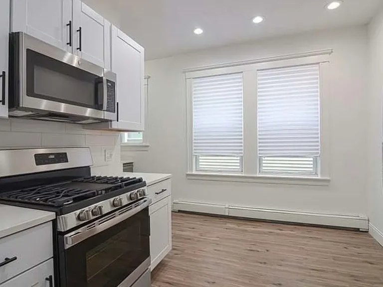 27 Hosmer St #2 — Photo 19