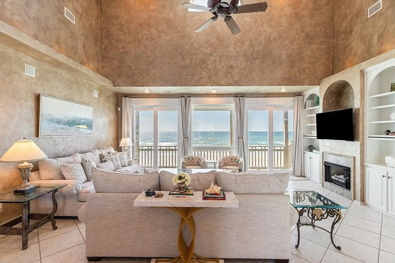 4 bed, 3.0 bath, 2464 sqft, $6,867 — Photo 1