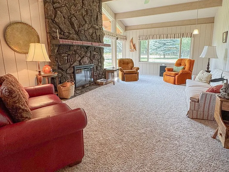 21 Mills Ln — Photo 3