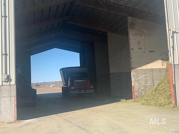 4th image of 6600 Denver Rd