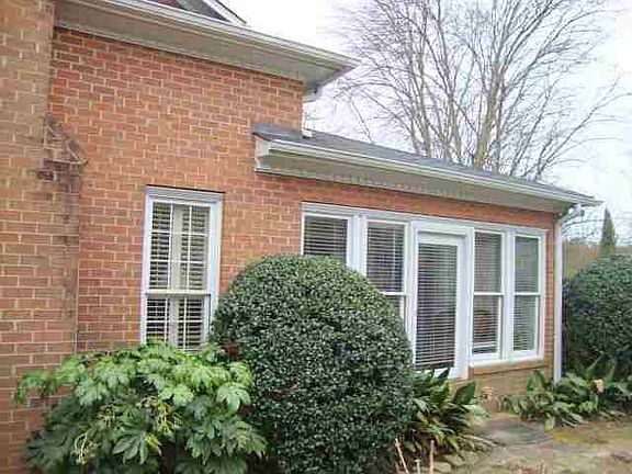 2nd image of 101 Country Club Ct