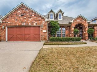 6516 Bluebird Dr, Arlington, TX 76001