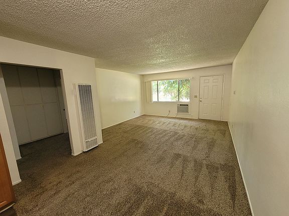 2nd image of 811 W State St