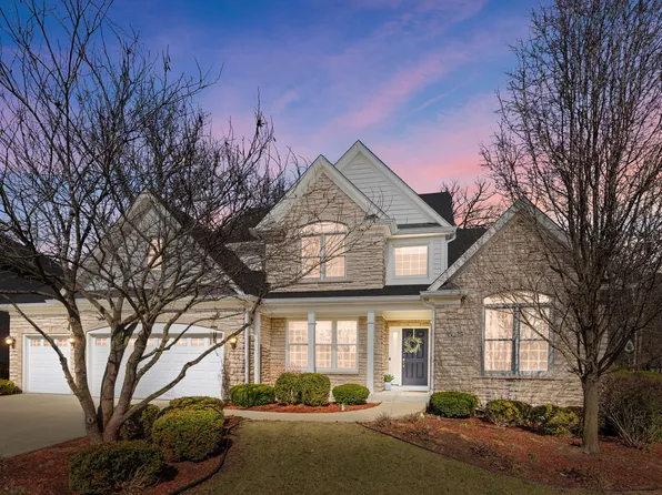 0N225 Woodland Ct, Wheaton, IL 60187