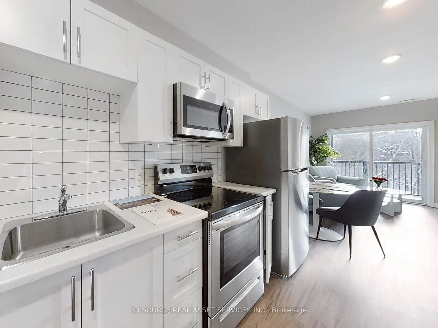 1 bed, $1,695 — Photo 1