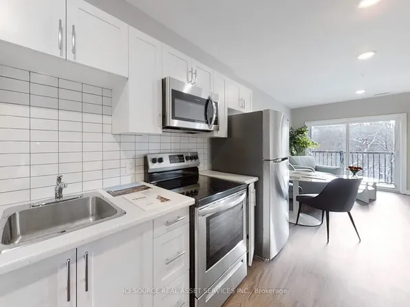 77 William St N, Kawartha Lakes, ON