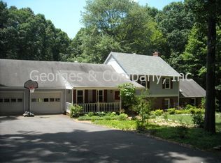 2606 Lawrence Rd, Charlottesville, VA 22901