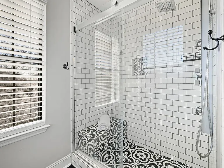 212 Deer Point — Photo 6