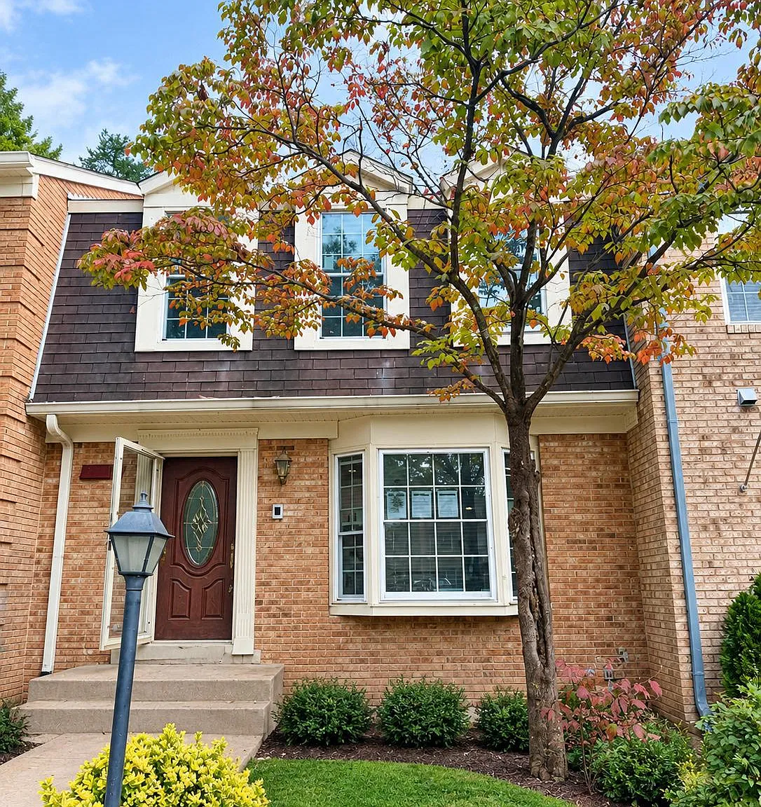 3 bed, 2.5 bath, 1584 sqft, $3,500 — Photo 1