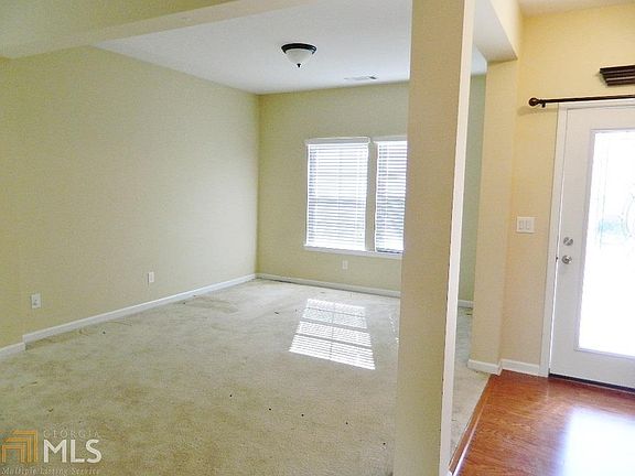 3rd image of 4385 Granby Cir
