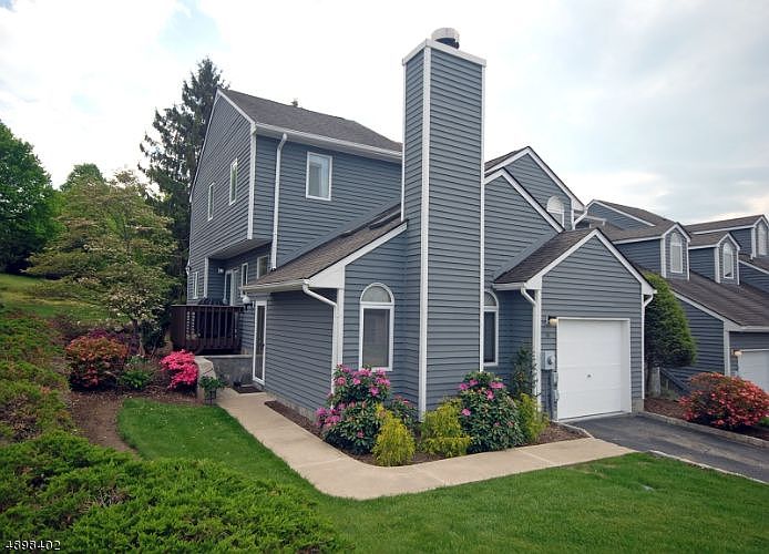 1st image of 19 Davey Dr Unit 19
