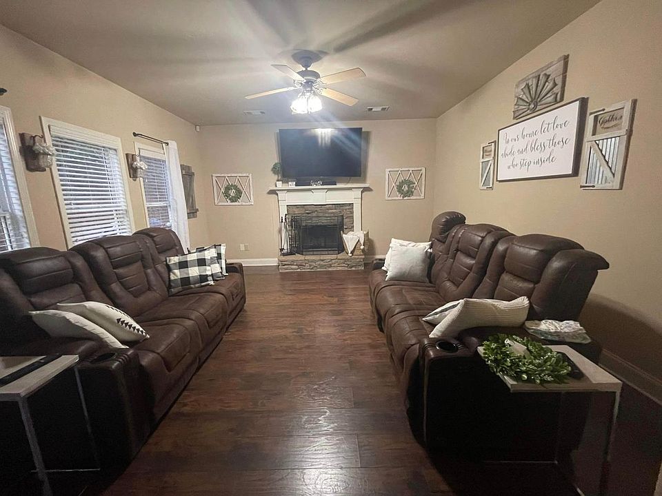 1st image of 259 Tulip Ln