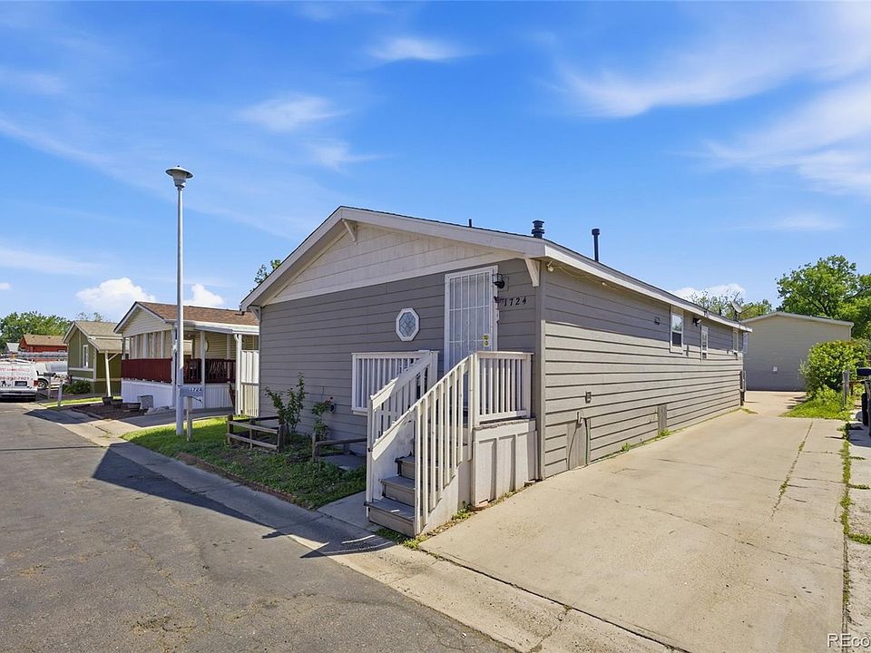 1st image of 1724 Clark Street LOT 465