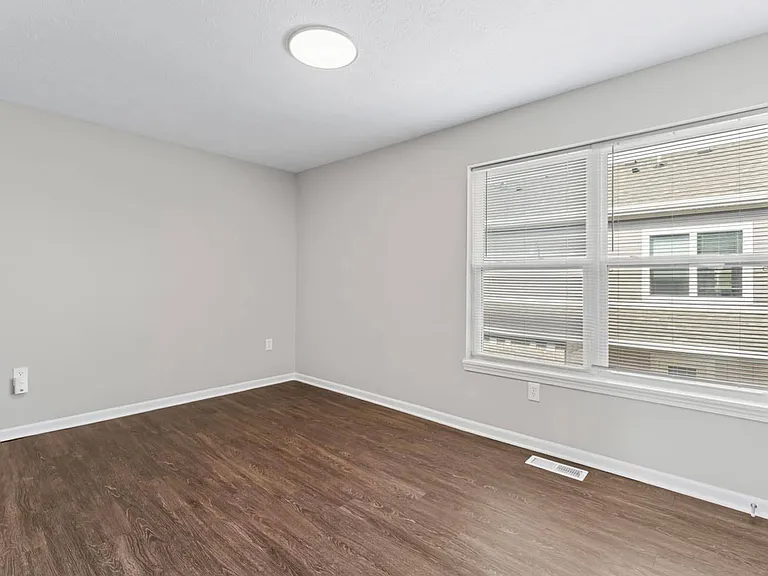 Pebble Village Townhomes — Photo 27