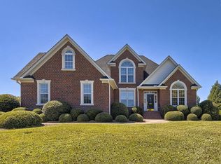305 Kelsey Glen Ct, Lexington, SC 29072